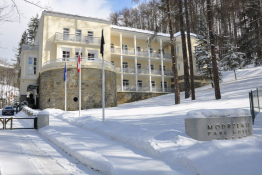 Modrzewie Park Hotel
